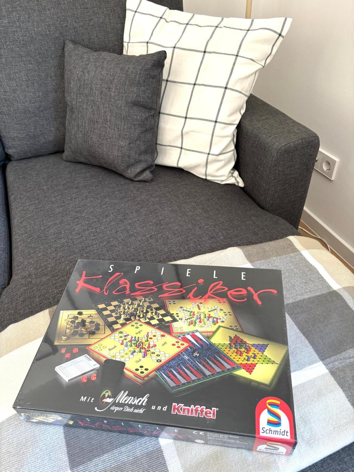 Gesamte Wohnung, Kueche, Parkplatz, Terrasse 巴特贝林根 外观 照片